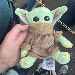 Star Wars Baby Yoda - makes noise